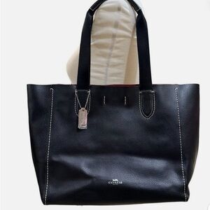 Coach Derby soft Black Pebbled Leather Tote EUC